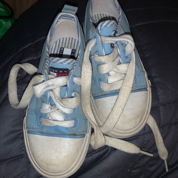 Boys Tie-up Tommy Hilfiger Sneakers - Picture 1 of 6